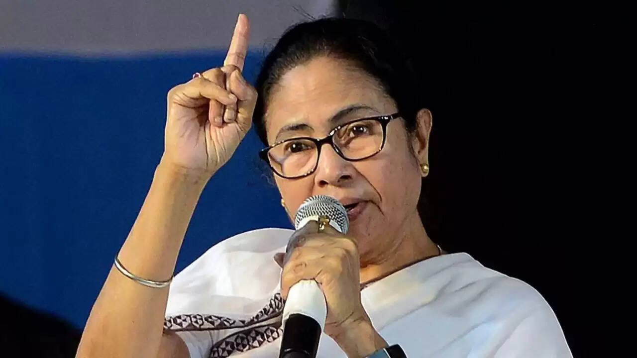 ममता बनर्जी का बीजेपी पर हमला: SIR प्रक्रिया को लेकर उठाए गंभीर सवाल