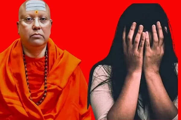 दिल्ली पुलिस की जांच में बाबा चैतन्यानंद के खिलाफ चौंकाने वाले खुलासे