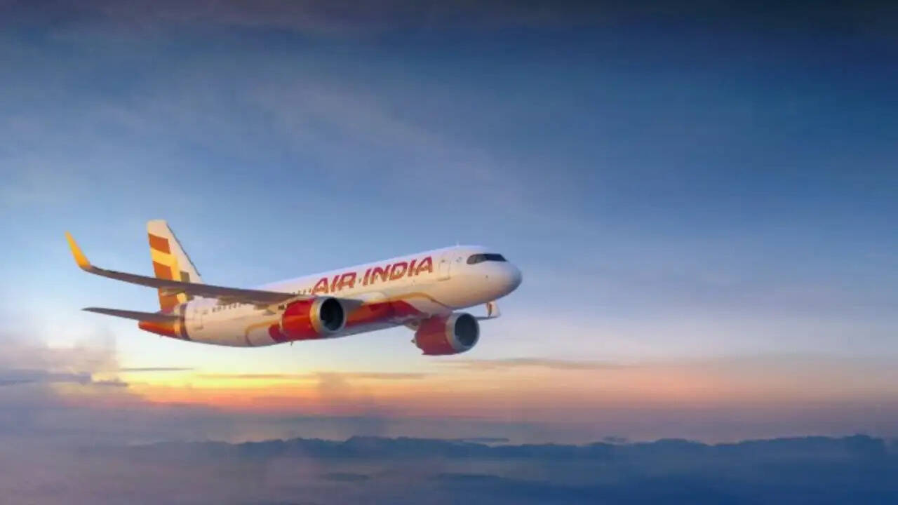 Air India का बड़ा फैसला: बढ़ती तेल कीमतों के बीच उड़ानों में कटौती