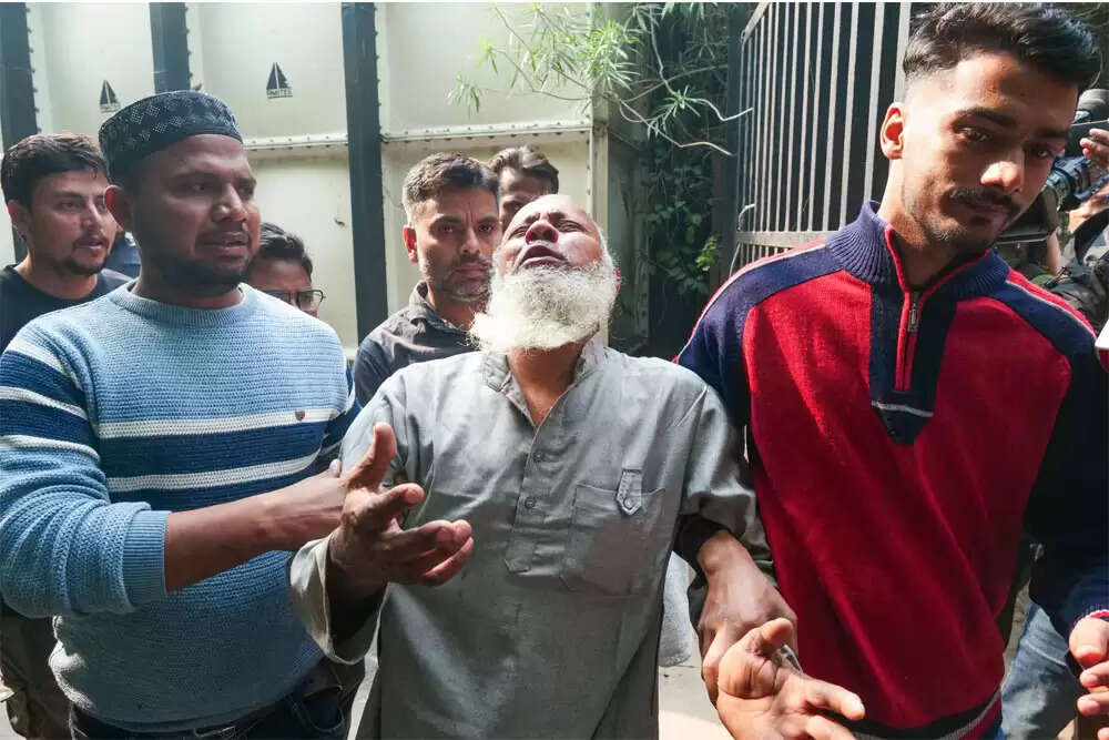 पाकिस्तान को सबक सिखाने के उपाय: सुरक्षा चिंताएँ और आतंकवाद का खतरा