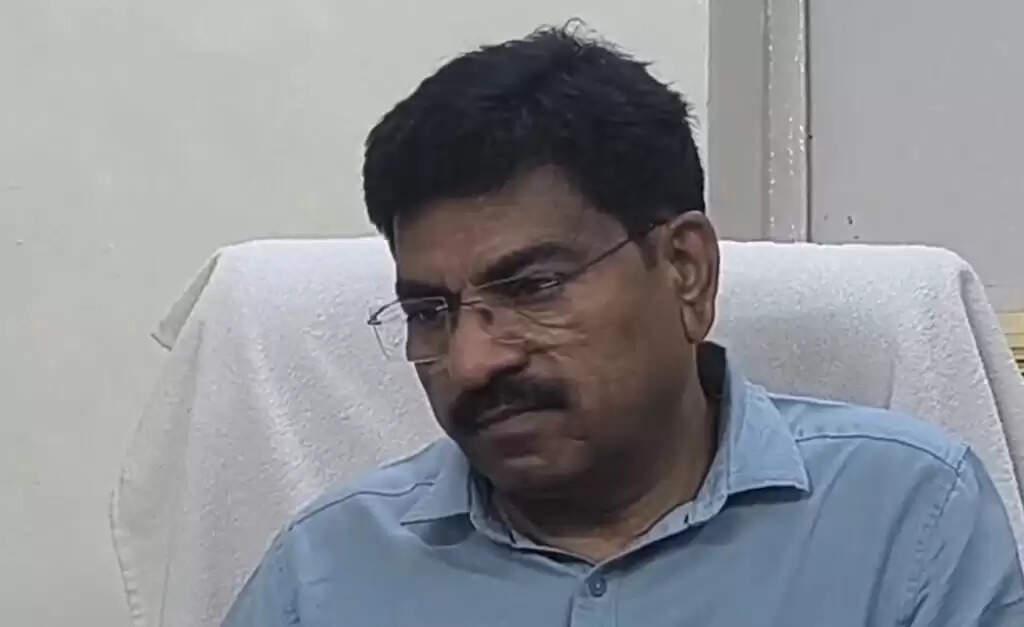 कानपुर के सीएमओ डॉ. हरिदत्त नेमी को फिर से हटाया गया