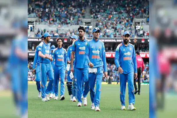 ICC रैंकिंग में टीम इंडिया का दबदबा, वनडे और टी20 में शीर्ष स्थान पर