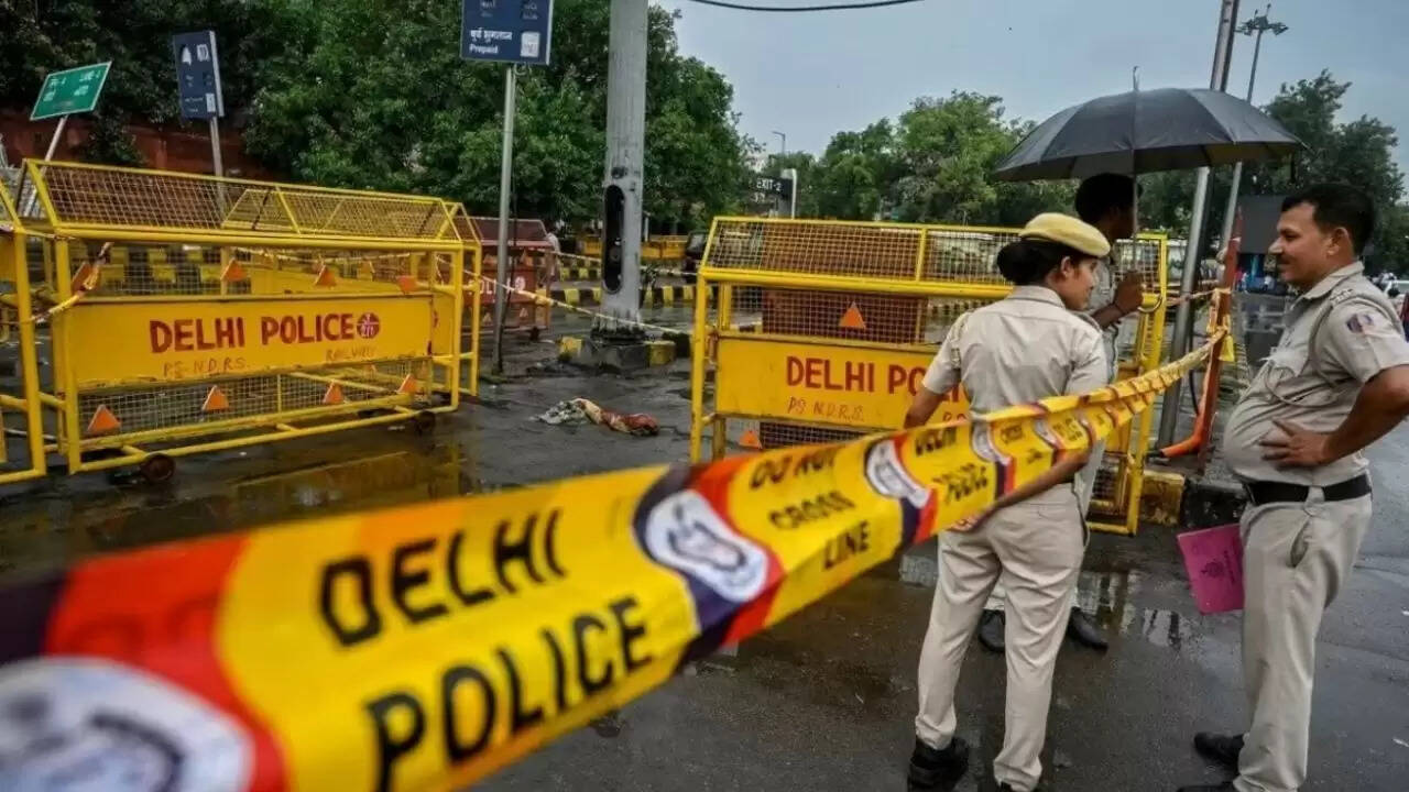 दिल्ली पुलिस की बड़ी कार्रवाई: लॉरेंस बिश्नोई गिरोह के दो सदस्य गिरफ्तार