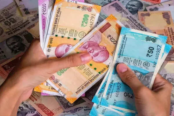 केंद्रीय कर्मचारियों के लिए महंगाई भत्ते में 4% की संभावित वृद्धि
