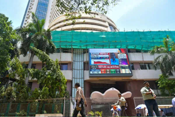 भारतीय शेयर बाजार में स्थिरता, आरबीआई की मौद्रिक नीति का इंतजार
