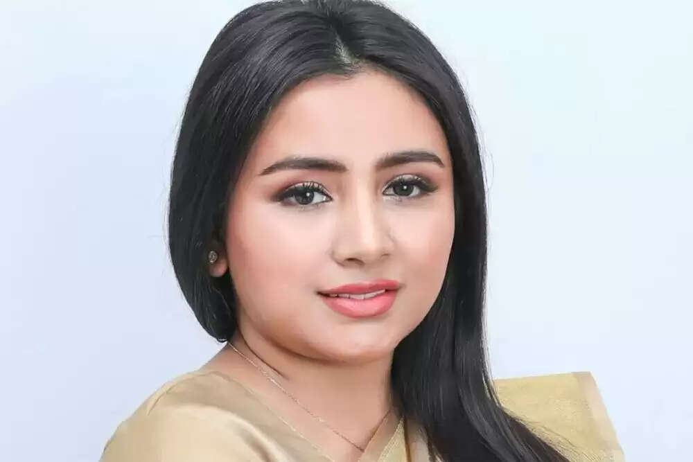 मुंबई यूथ कांग्रेस की पहली महिला अध्यक्ष बनीं जीनत शबरीन