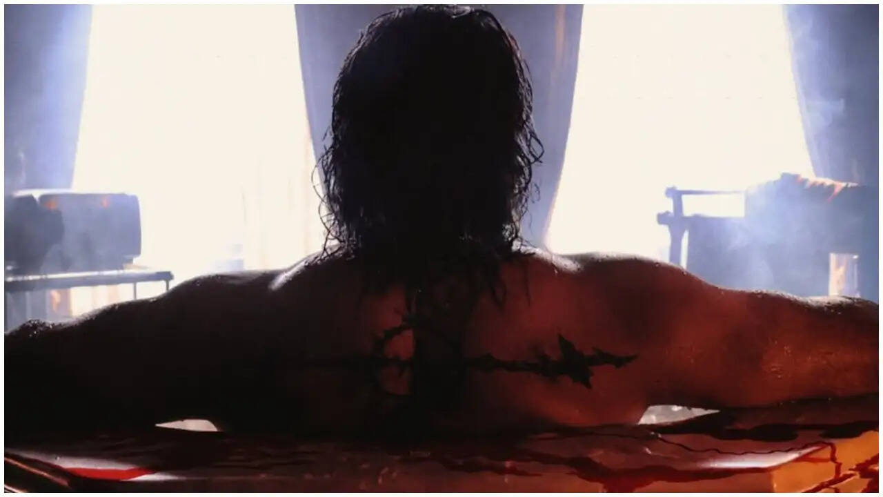 यश की नई फिल्म Toxic A Fairytale for Grown Ups का लुक और टीजर जारी