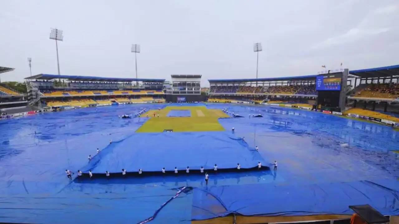 पाकिस्तान बनाम न्यूजीलैंड: बारिश के साए में टी20 विश्व कप का सुपर 8 मुकाबला