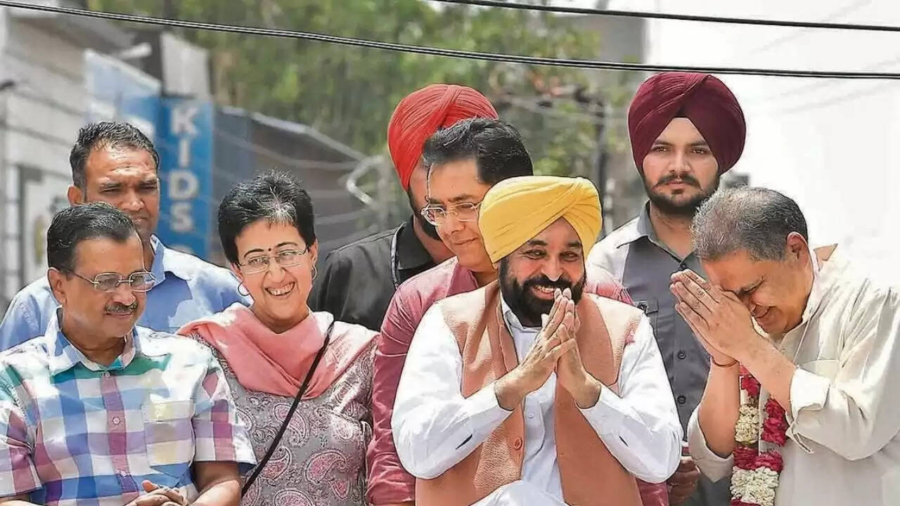 लुधियाना पश्चिमी उपचुनाव: संजीव अरोड़ा की बढ़त, क्या बनेगा नया विधायक?