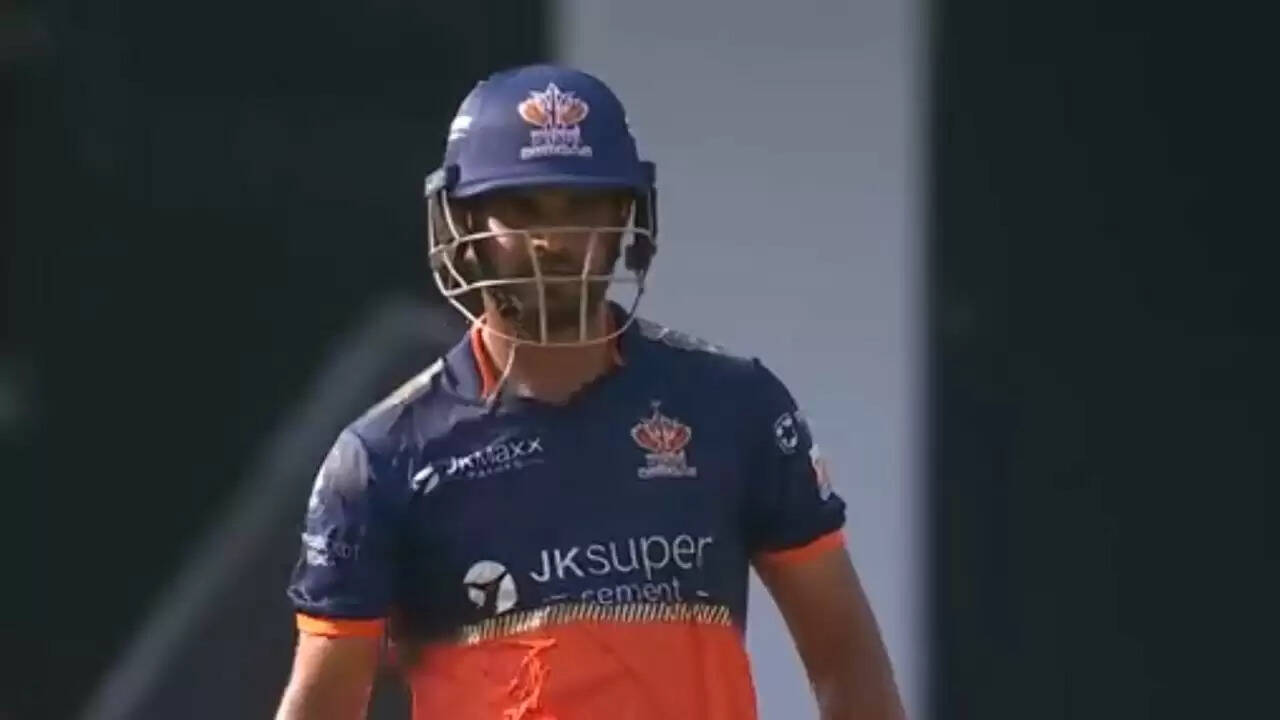 Uttar Pradesh T20 League: शिवम मावी की धमाकेदार पारी ने पलटा मैच का रुख