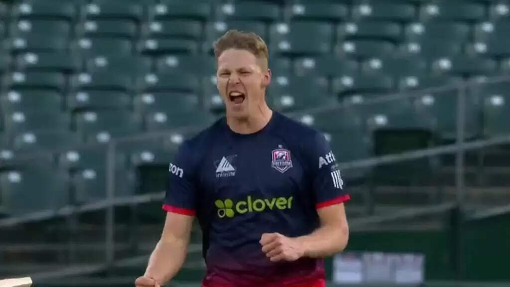 नीता अंबानी ने 2026 IPL के लिए खोजा नया ऑलराउंडर, नीलामी में 35 करोड़ देने को तैयार