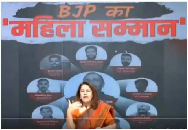 सुप्रिया श्रीनेत का मोदी पर हमला: महिला आरक्षण और कांग्रेस का जिक्र