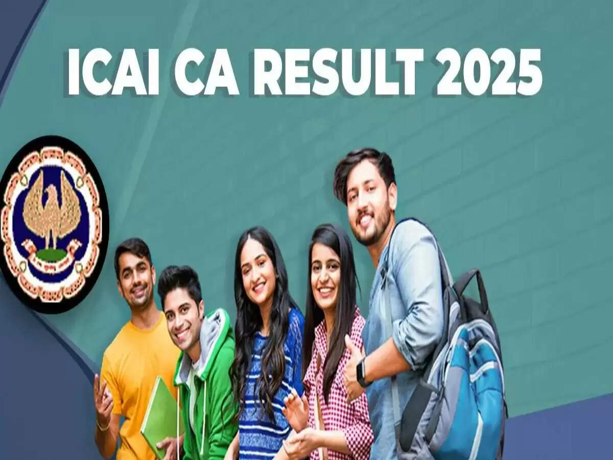 गाजियाबाद की वृंदा अग्रवाल ने CA फाउंडेशन परीक्षा 2025 में किया टॉप