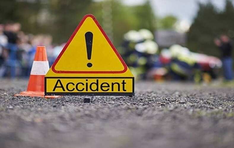 सड़क दुर्घटना में दो की मौत