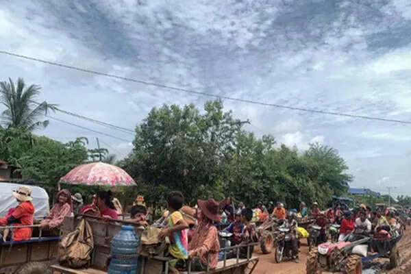 भारत ने कंबोडिया में नागरिकों को सीमा यात्रा से रोका