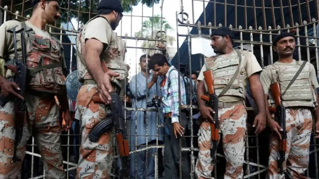 दिल्ली पुलिस ने जासूसी नेटवर्क का किया भंडाफोड़, 17 गिरफ्तार