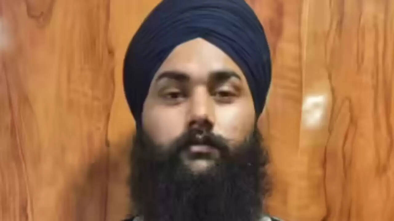 बेंगलुरु में महिलाओं की तस्वीरें बिना अनुमति साझा करने पर गिरफ्तारी: गोपनीयता का उल्लंघन