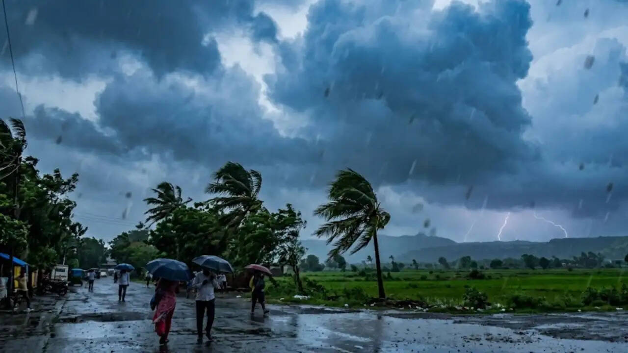 मानसून की दस्तक: क्या राहत लाएगा बारिश का ये मौसम?