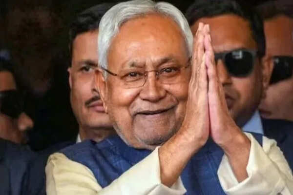 बिहार विधानसभा चुनाव में एनडीए की जीत, नई सरकार के शपथ ग्रहण की तैयारी