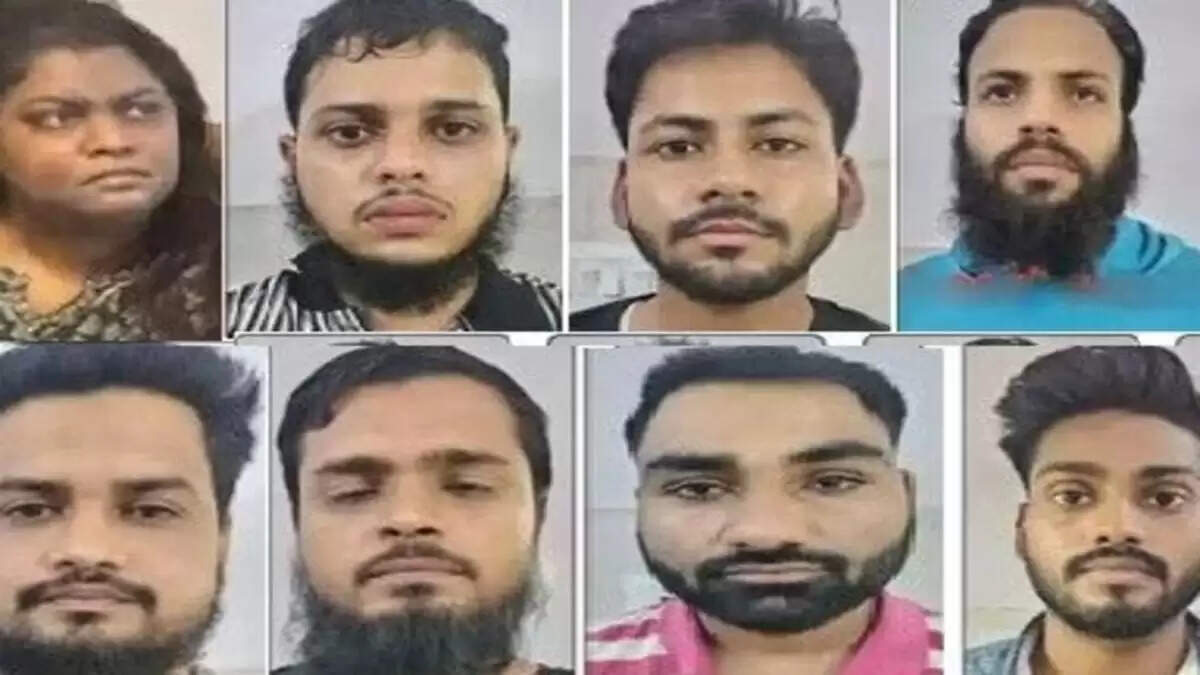 आगरा धर्मांतरण मामले में बड़ा खुलासा: गिरोह के सदस्यों ने किया चौंकाने वाला खुलासा