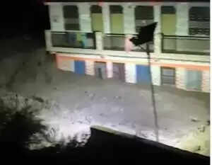 उत्तराखंड में भारी बारिश से मची तबाही, पांच लोग लापता