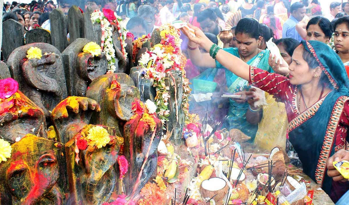 नागपंचमी: सांपों की पूजा का महत्व और विधि