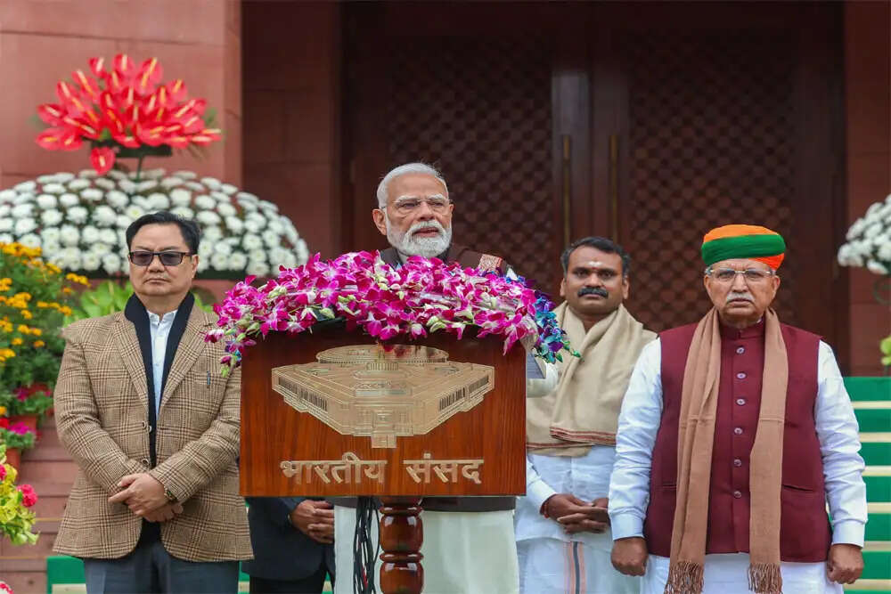 राज्यसभा चुनाव: तीन चरणों में होंगे 72 सीटों के लिए मतदान