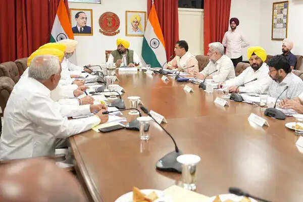 पंजाब कैबिनेट ने छात्रों के हित में लिए महत्वपूर्ण निर्णय