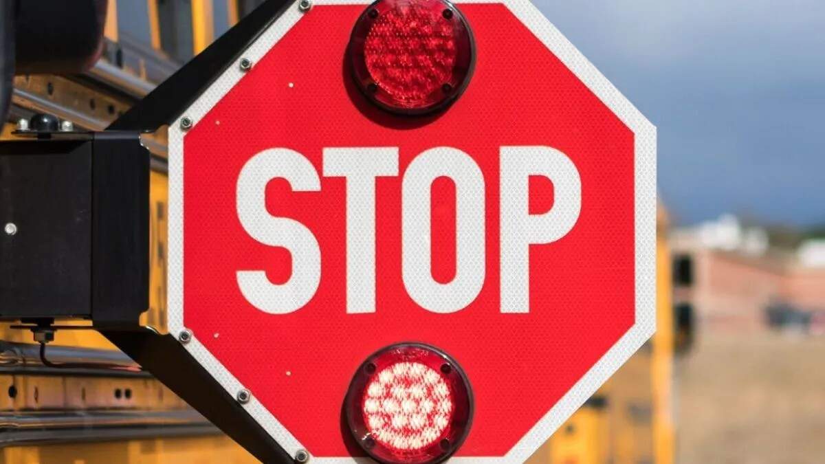 कैथल में छात्रों को बस पास की समस्या, निजी बसें नहीं मान रही