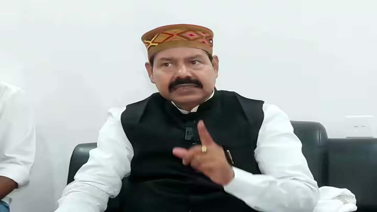 बिहार चुनाव: RJD विधायक ने नीतीश कुमार पर BJP के साइडलाइन करने के आरोप लगाए