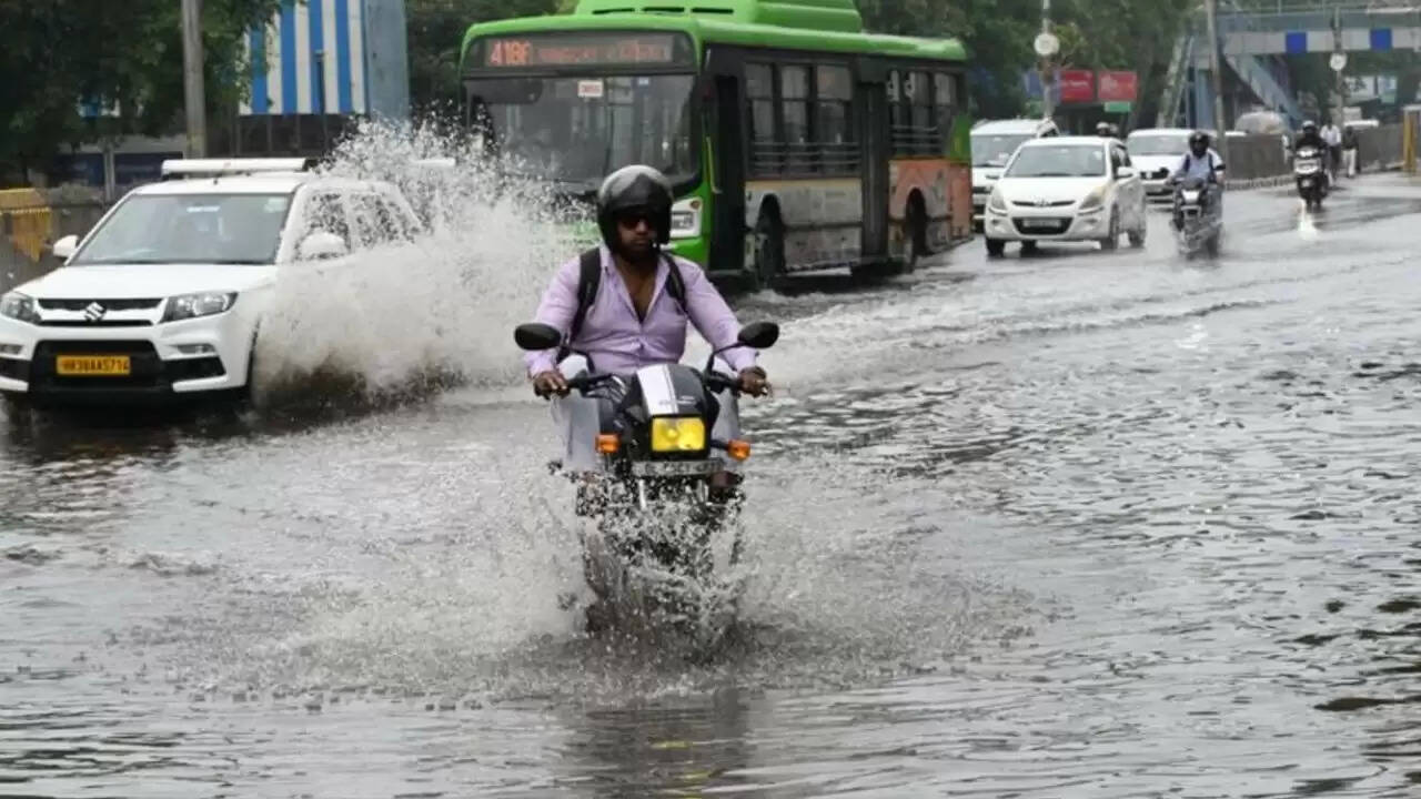 दिल्ली में मानसून की दस्तक: IMD ने जारी किया येलो अलर्ट