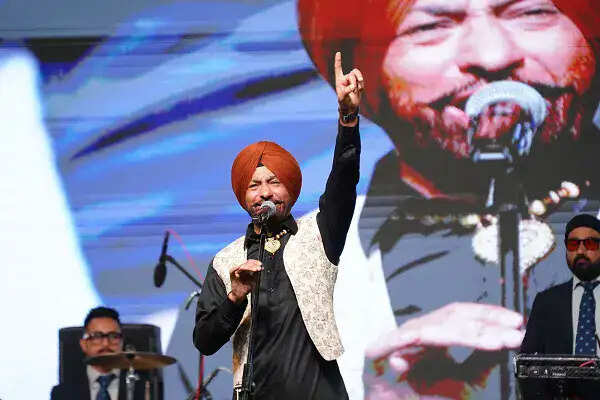 पंजाब निवेशक सम्मेलन में सांस्कृतिक कार्यक्रम ने निवेशकों का दिल जीता