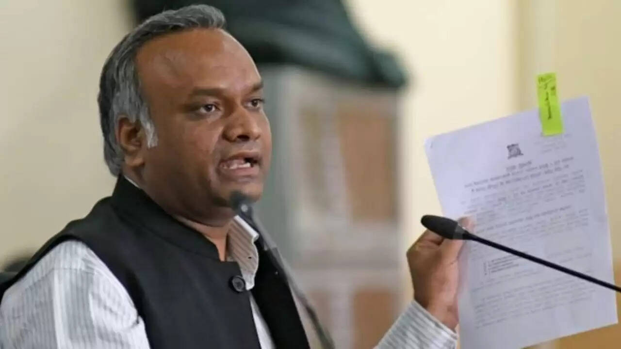 कांग्रेस का RSS पर प्रतिबंध लगाने का प्रस्ताव: प्रियांक खड़गे का बयान