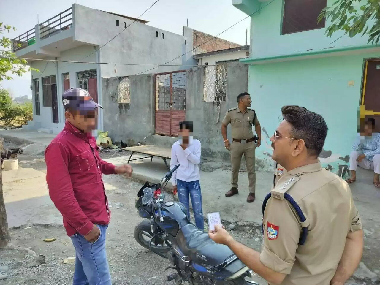 पुलिस शिकायत दर्ज न करने पर क्या करें: जानें आपके अधिकार