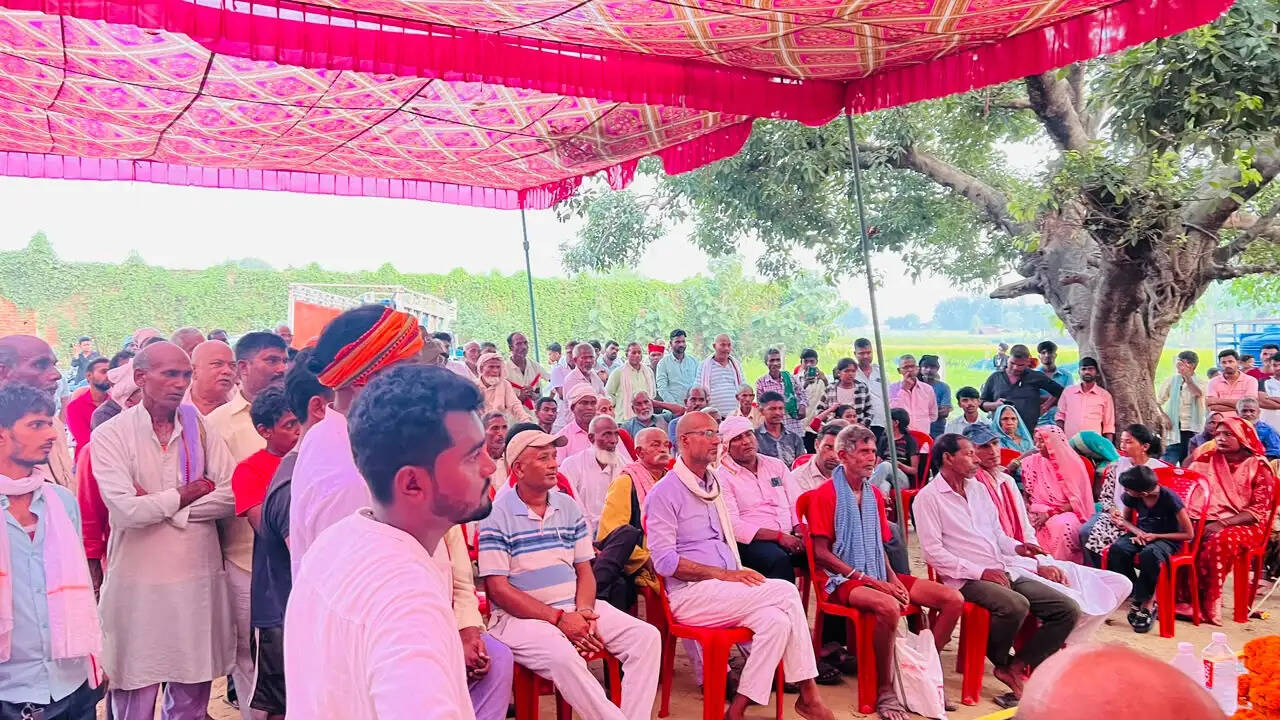 PDA जनपंचायत में सामाजिक न्याय और रोजगार पर जोर