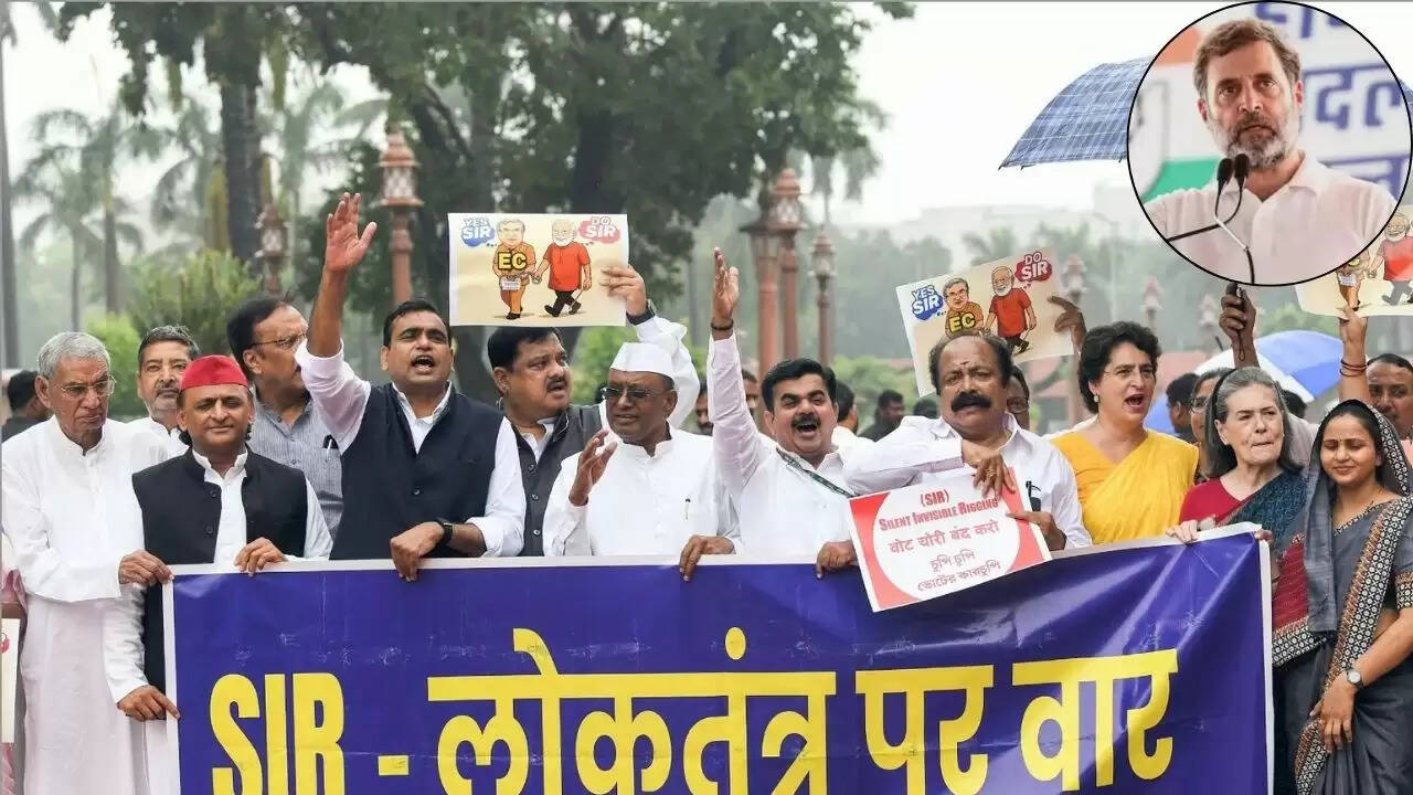 दिल्ली में इंडिया ब्लॉक सांसदों की गिरफ्तारी, प्रदर्शन जारी