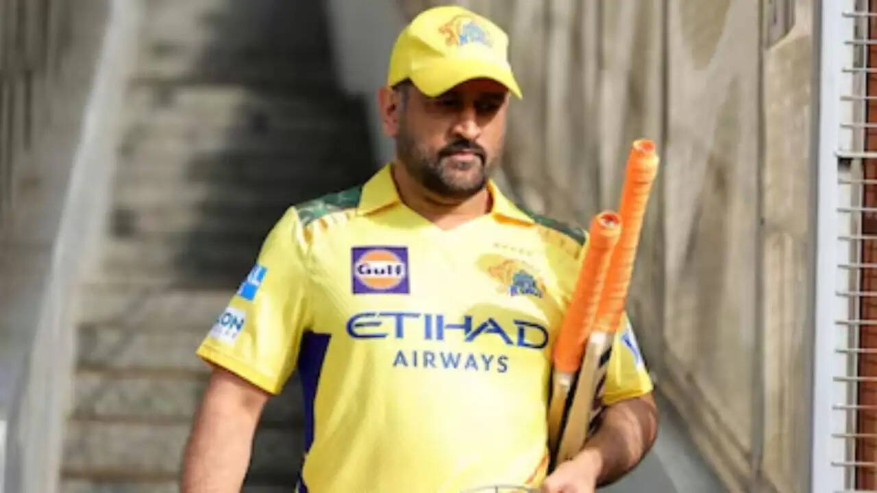MI और CSK के बीच IPL 2026 का रोमांच: क्या लौटेंगे MS Dhoni?