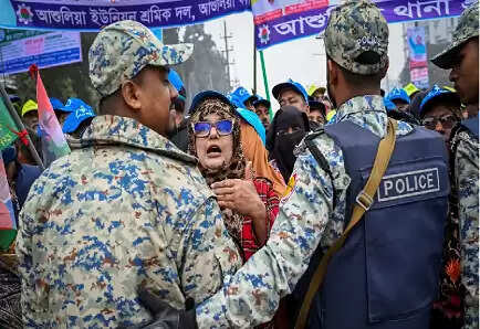 बांग्लादेश में अल्पसंख्यकों पर हमले पर कांग्रेस नेता का बड़ा बयान