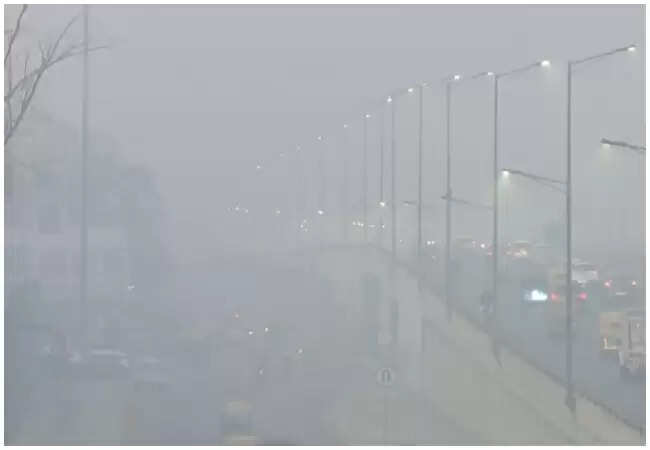 दिल्ली में प्रदूषण नियंत्रण के लिए नए नियम लागू, वर्क फ्रॉम होम अनिवार्य