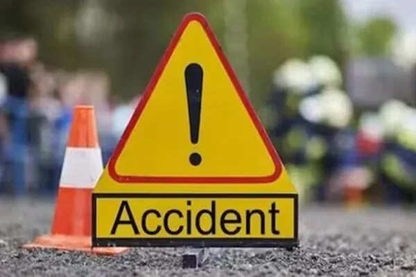 मथुरा में यमुना एक्सप्रेसवे पर सड़क हादसे, 6 की मौत और 30 से अधिक घायल