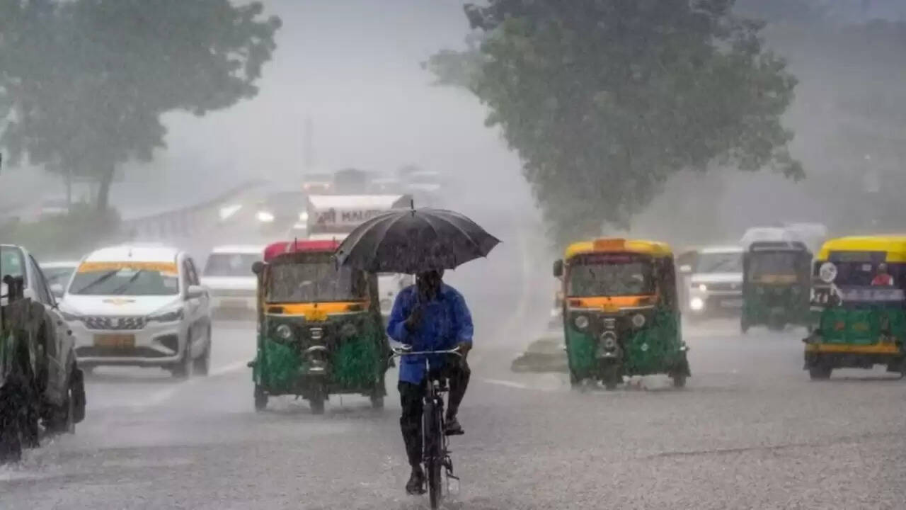 मानसून का आगमन: दिल्ली से लेकर ओडिशा तक भारी बारिश का अलर्ट