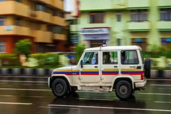 पश्चिम बंगाल की अदालतों में बम धमकी से फैली दहशत