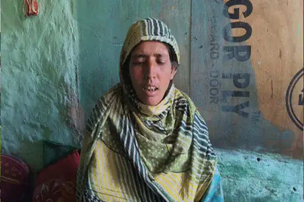 प्रधानमंत्री आवास योजना से मिली मदद ने बदली मोहम्मद अकबर के परिवार की किस्मत