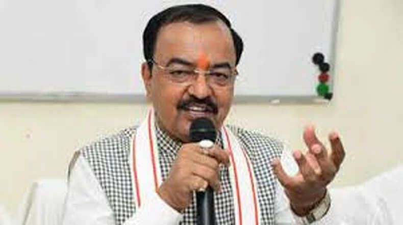 उत्तर प्रदेश के डिप्टी सीएम केशव प्रसाद मौर्य ने हेलिकॉप्टर हादसे से बचाई जान