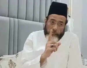मौलाना तौकीर रजा खान को नजरबंद करने पर विवाद, प्रशासन ने उठाए कदम