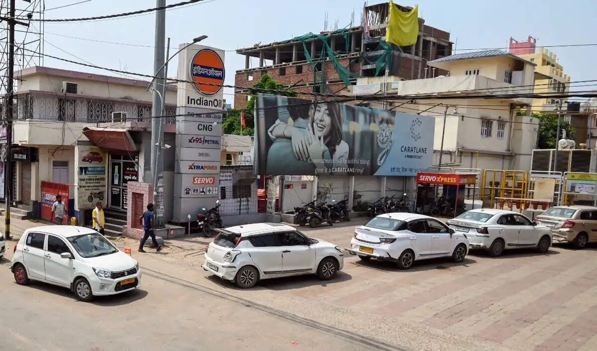 दिल्ली-एनसीआर में सीएनजी की कीमतों में फिर से वृद्धि, 80 रुपये प्रति किलो के पार