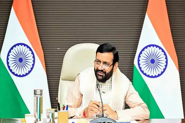 महिलाओं का सशक्तिकरण: विकसित भारत 2047 की दिशा में एक महत्वपूर्ण कदम