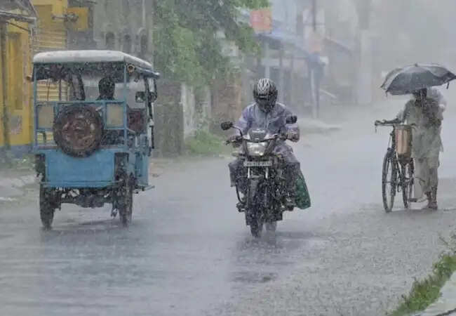 यूपी में बारिश का अलर्ट: गर्मी से मिलेगी राहत