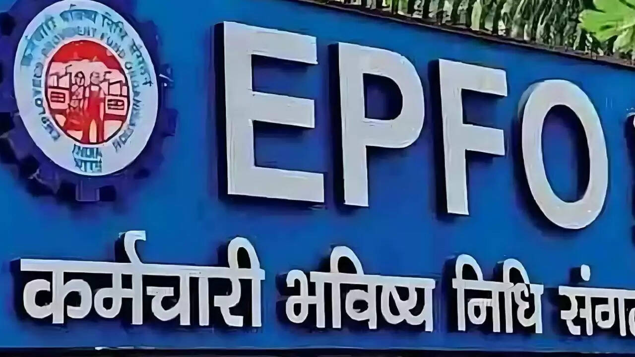 EPFO में बड़ा बदलाव: क्या बढ़ेगी भविष्य निधि की वेतन सीमा?