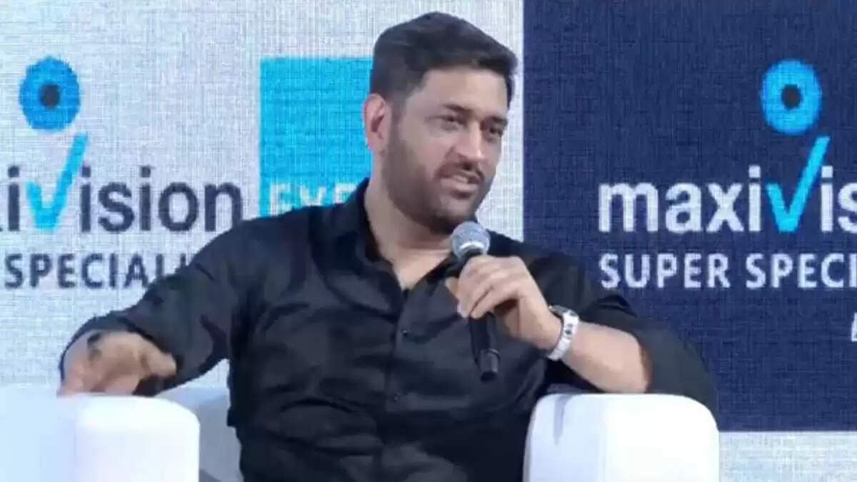 धोनी ने IPL 2026 से पहले संन्यास की बात की